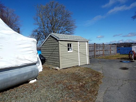 4th image of 12 Beechtree Dr