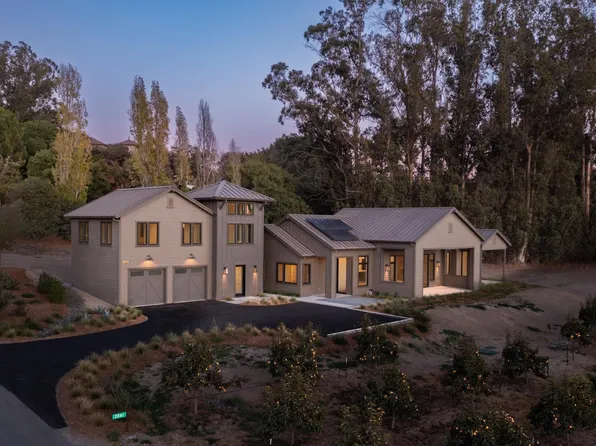 2041 Live Oak Farm Lane, Petaluma, CA 94952