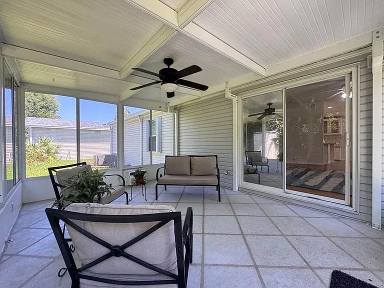 25 Winthrop Ln — Photo 20