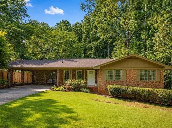 702 Highview Dr SE, Smyrna, GA 30082