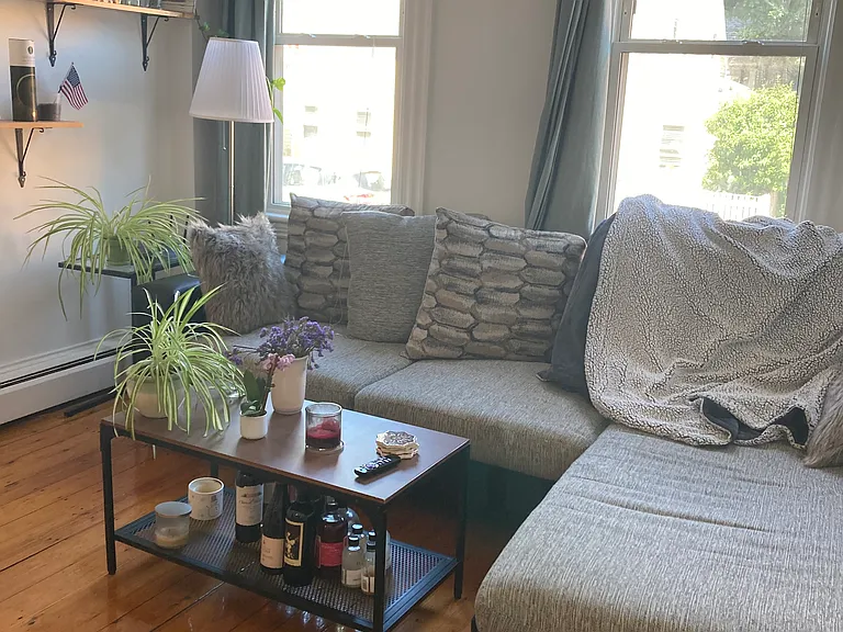 94 Pearl St #1 — Photo 5