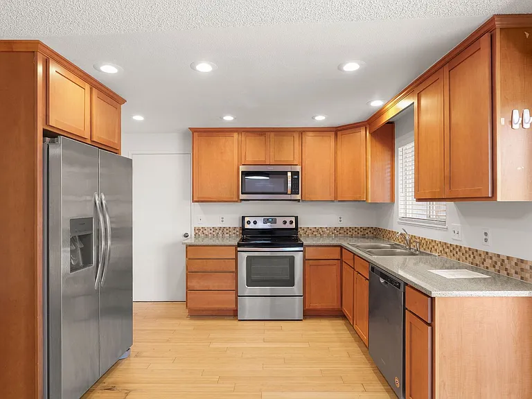 4587 SE Mason Ln — Photo 4