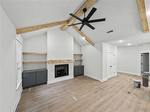 4th image of 7 Ventnor Cir