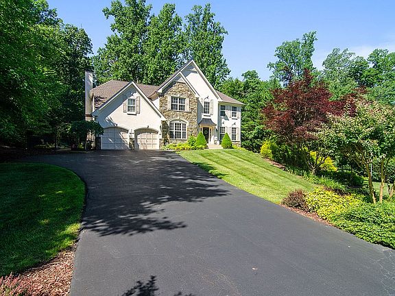 2nd image of 6183 Treywood Ln