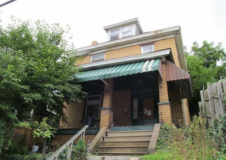 1st image of 115 N 5th St