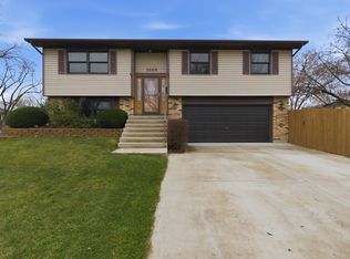 1688 President St, Glendale Heights, IL 60139