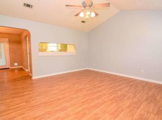 41 Abbey Rd, Crestview, FL 32539