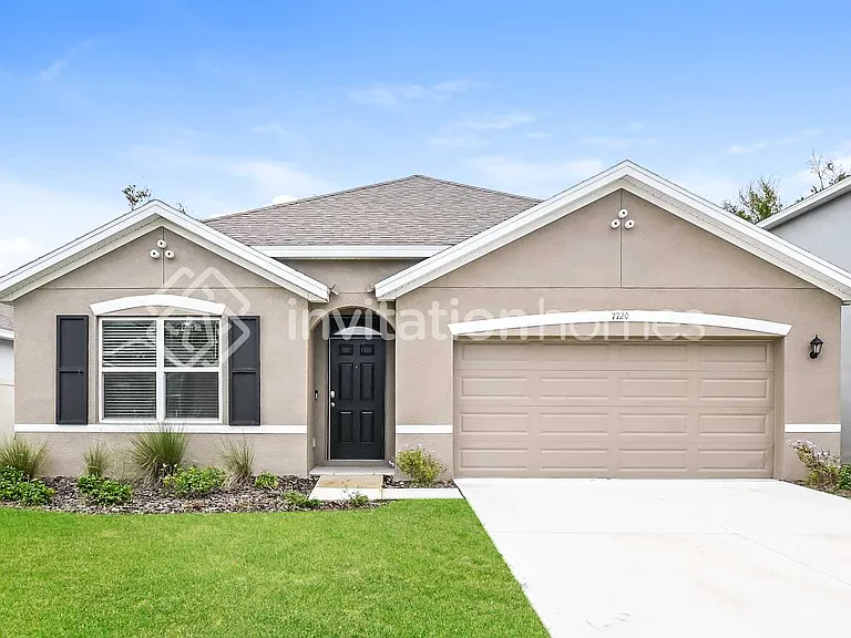 7720 Harbor Moor Dr — Photo 1