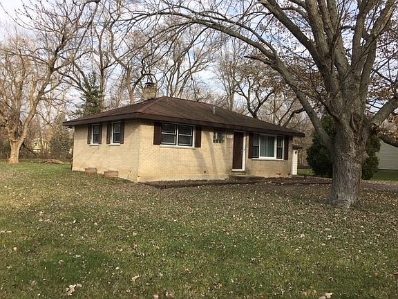 2nd image of 10550 W Morton Ave