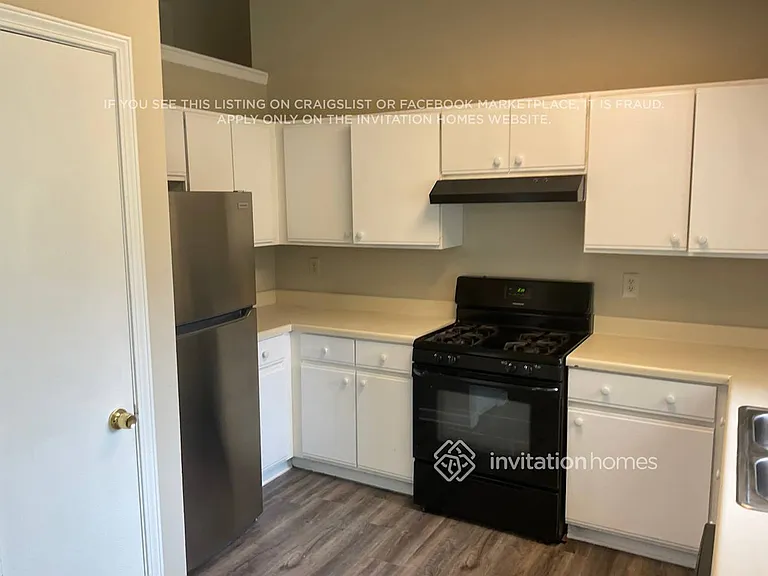 5255 Sugar Crest Dr — Photo 5