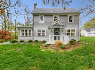 198 W Oak St, Basking Ridge, NJ 07920