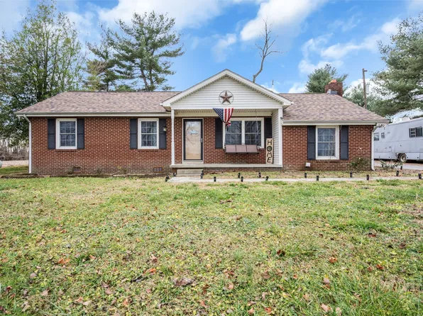 483 W Nashville St, Pembroke, KY 42266