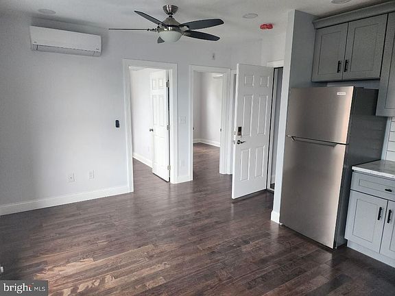 2nd image of 217 Green Ln #4