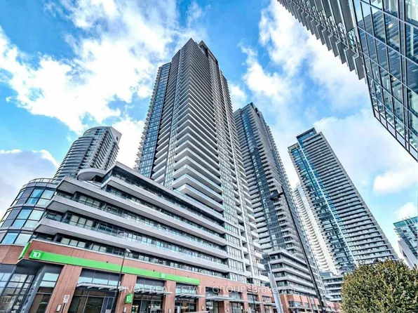 2212 Lake Shore Blvd W, Toronto, ON
