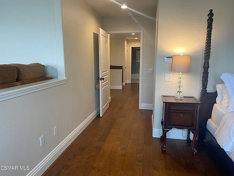32201 Lakeport Dr — Photo 4