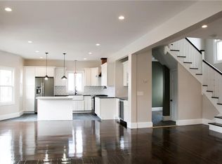 424 Hope St, Providence, RI 02906