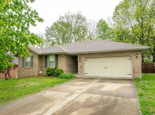 4296 S Hemlock Ave, Springfield, MO 65810