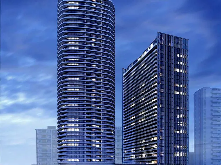 575 Bloor St E #2405 — Photo 1