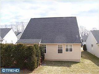 2nd image of 775 W Glenview Dr