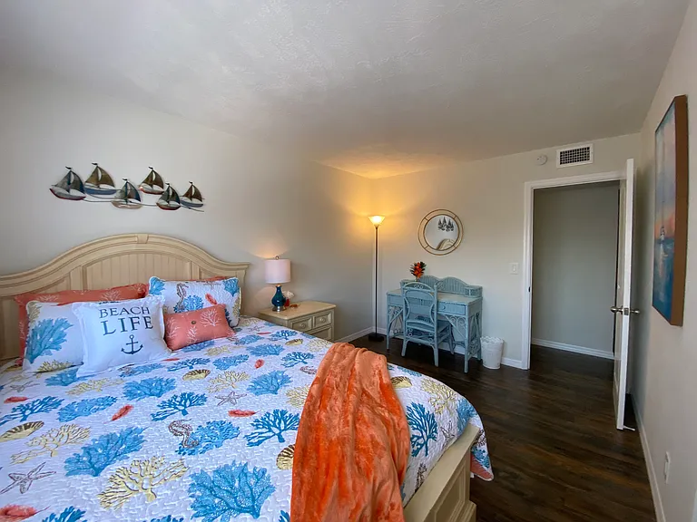 223 Columbia Dr #213 — Photo 48