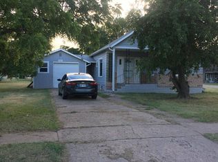 337 N 9th St, Wakeeney, KS 67672