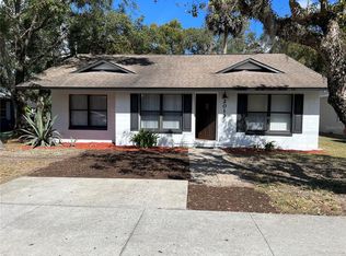 2013 Bates Ave, Eustis, FL 32726