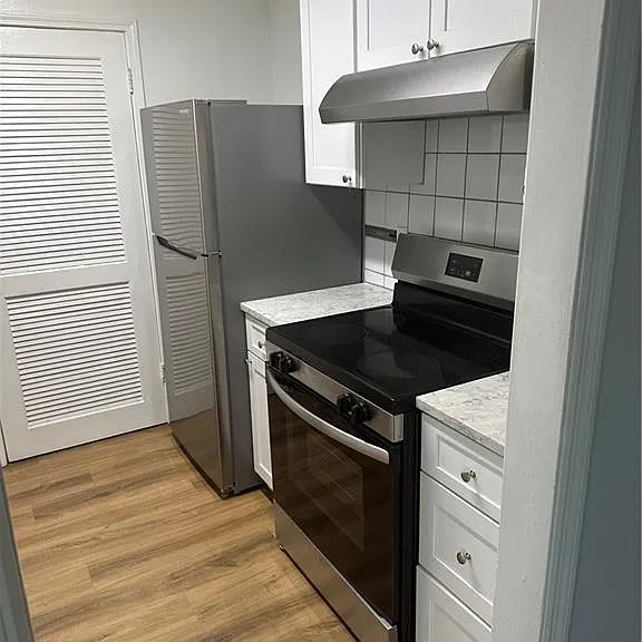 1230 Hanover Pl #1232 — Photo 9