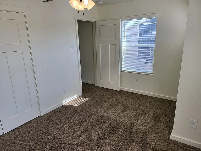 21155 Gosling Rd #45B — Photo 31