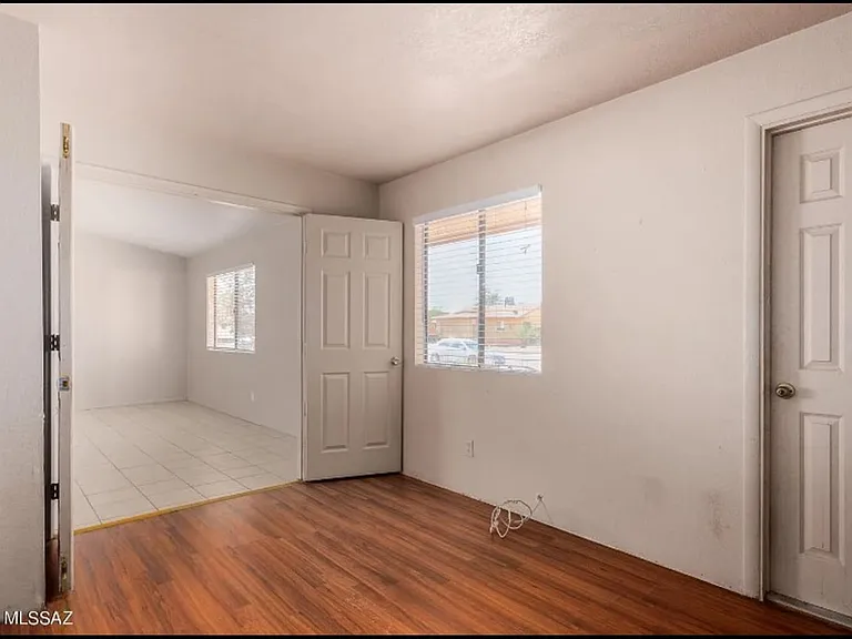 1940 W Chardonnay Dr — Photo 12