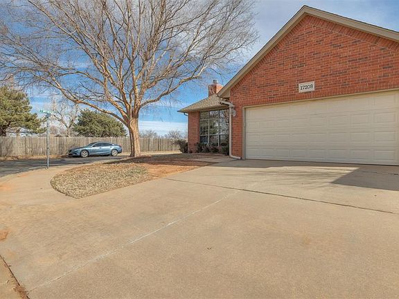 4th image of 17208 Cedar Dr