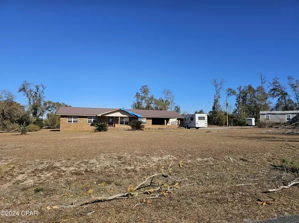 4905 Davis Dr, Marianna, FL 32446