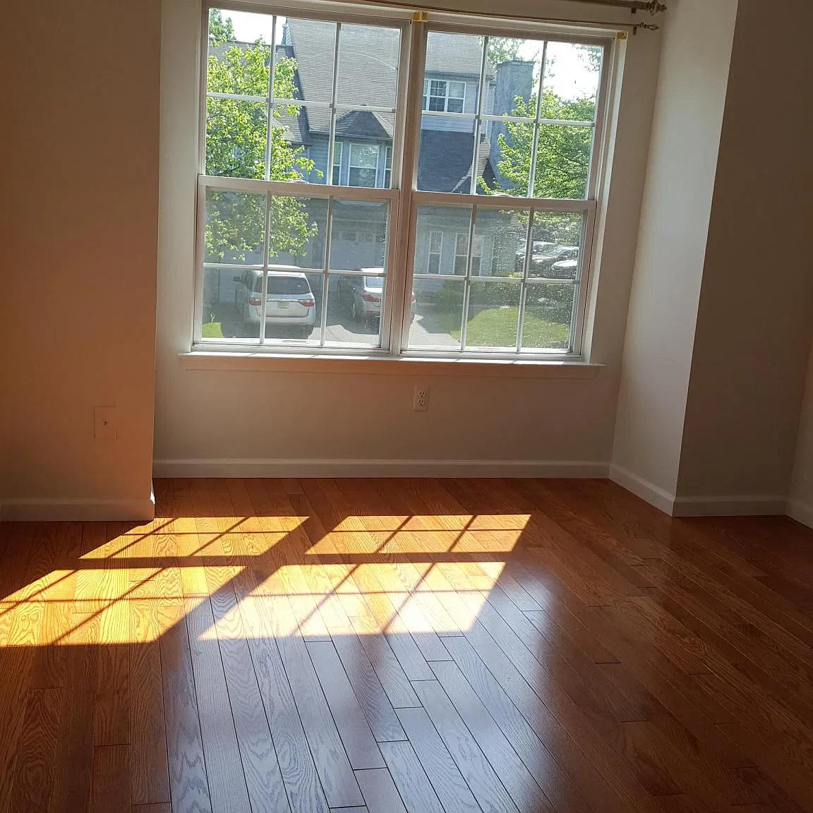2 bed, 2.5 bath, 1267 sqft, $2,650 — Photo 4