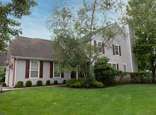 1 Evergreen Way, Mount Arlington, NJ 07856