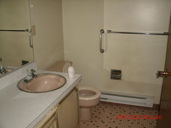 5th image of 174B Sterling Ct