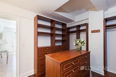 Rented by (Legacy) Elegran