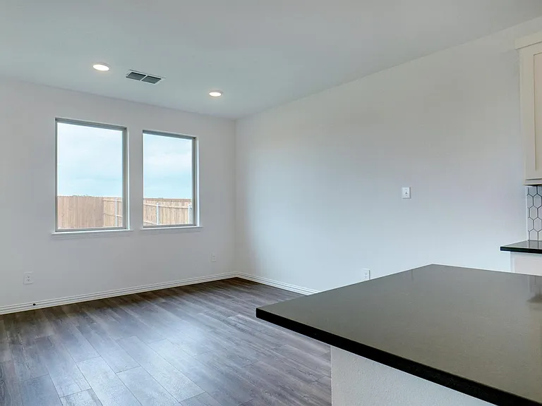 1608 Pine Valley Dr — Photo 14