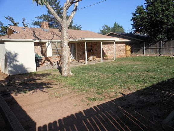 3rd image of 3733 Fern Cir
