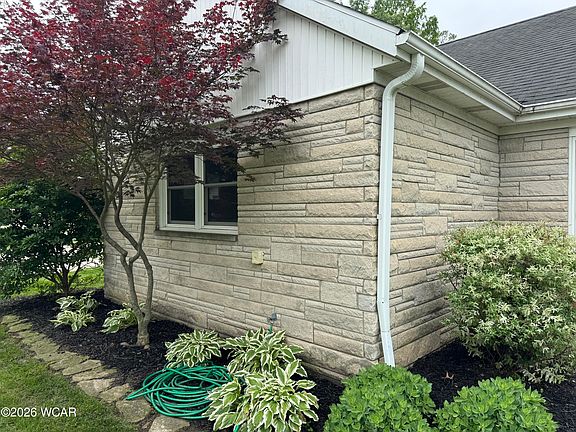 3rd image of 2175 Wyandot Dr