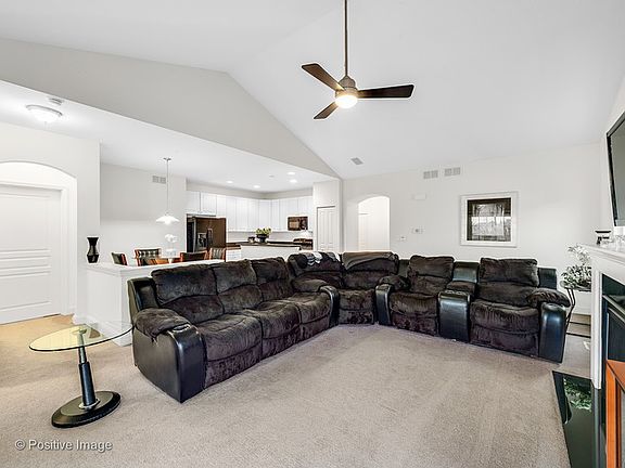 4th image of 1240 Barkston Ln