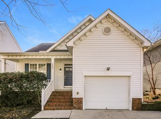 2453 Sapphire Valley Dr, Raleigh, NC 27604