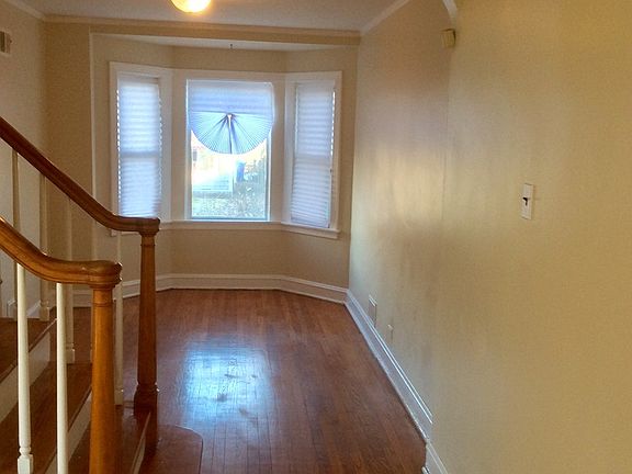 5th image of 1857 N McVicker Ave
