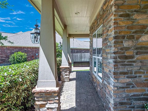 5th image of 4402 Stanville Dr