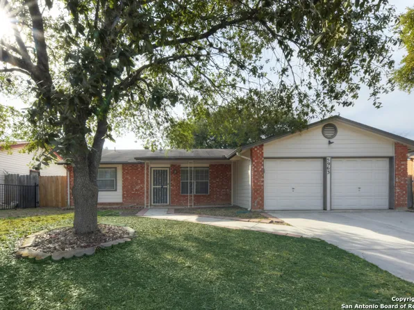 5963 Hidden Boulder, San Antonio, TX 78250