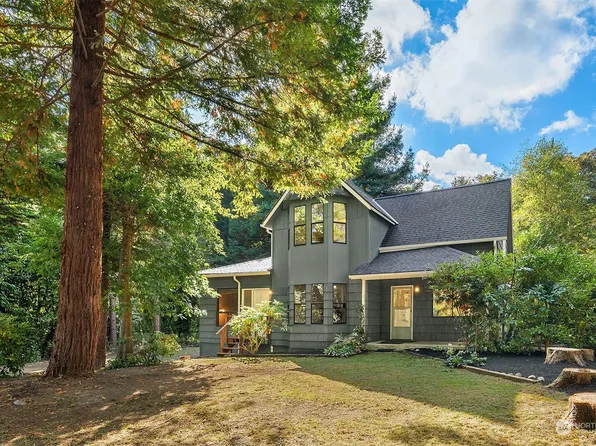 23615 107th Avenue SW, Vashon, WA 98070