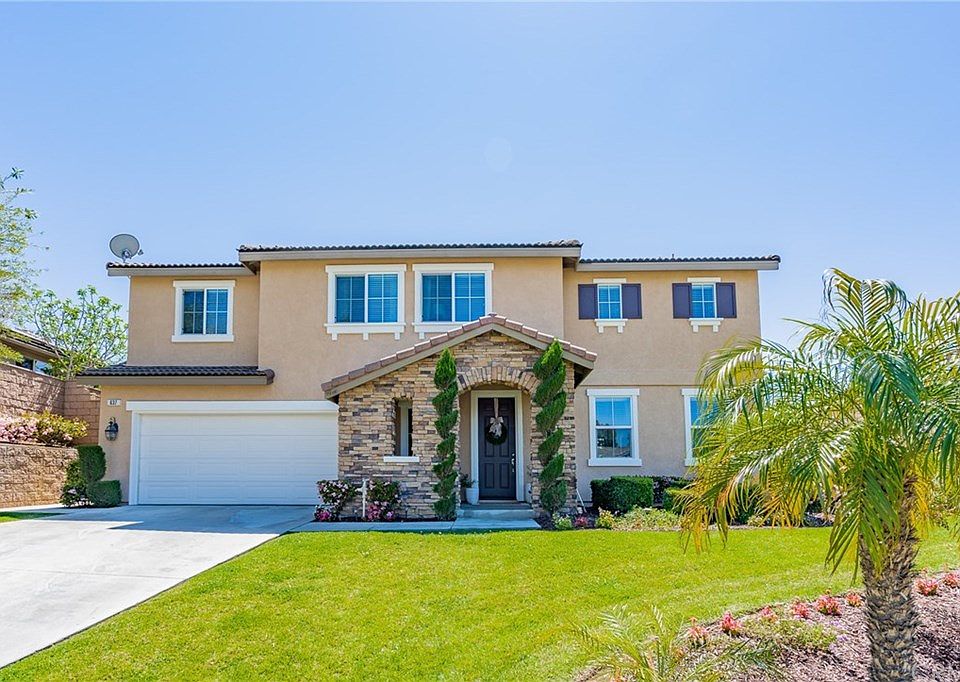 1st image of 637 Brianna Way