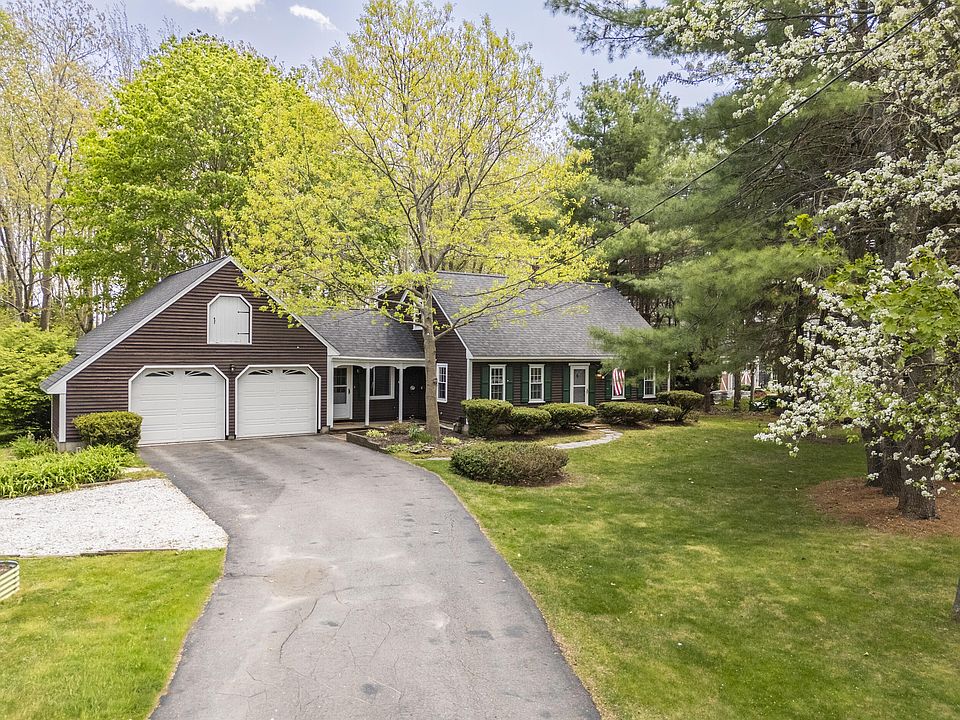 1st image of 44 Winnocks Neck Road