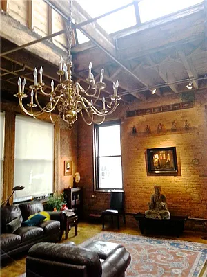 Rented by Maz Group NY | media 2