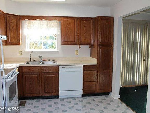 3rd image of 22118 Clipper Dr