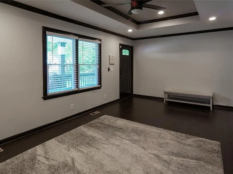685 Cedar Ave NW — Photo 10