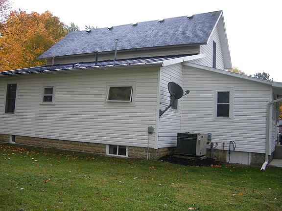 5th image of 401 N East St